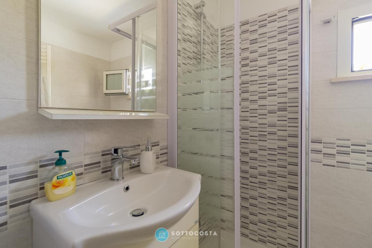 White Flat - Appartamento Indipendente A Lecce Centro Exterior photo